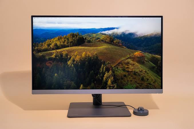 27-inch Full HD computer monitor